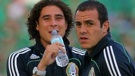 Video | Épico Reencuentro entre Cuauhtémoc Blanco y Guillermo Ochoa