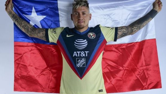 Video | Nicolás Castillo presume su mejoría y anota un golazo en el entrenamiento del América