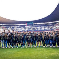 Video | Las jugadoras del América Femenil apoyaron al equipo varonil en el Azteca 