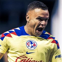 ‘Cabecita’ Rodríguez es exhibido por POLÉMICO FESTEJO con Henry Martín en la victoria de América ante Pumas