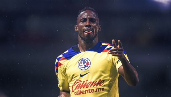 ¿Sí se va? Santiago Baños CONFIRMA la situación de Julián Quiñones con el Club América