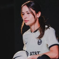 ¿Por qué se HABÍA IDO Scarlett Camberos del Club y por qué decidió REGRESAR?