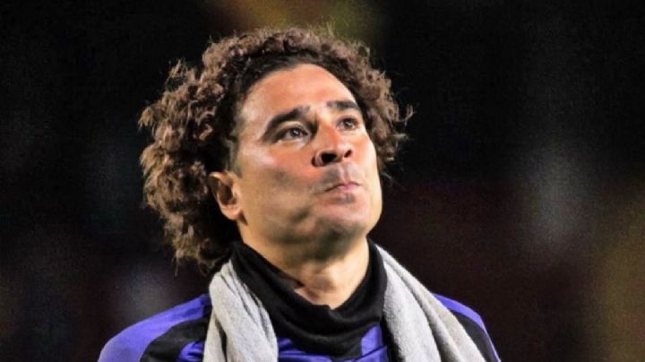 ¿Cuáles fueron los primeros 2 descensos de Guillermo Ochoa antes de Salernitana?