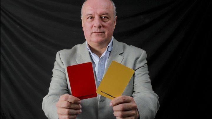 Eduardo Brizio NIEGA que el Club América reciba ‘AYUDITAS’ del arbitraje