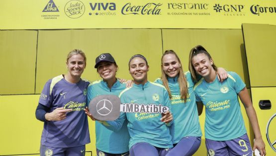 Club América Femenil se convierte en el primer equipo a NIVEL MUNDIAL en RECIBIR LUJOSO autobús