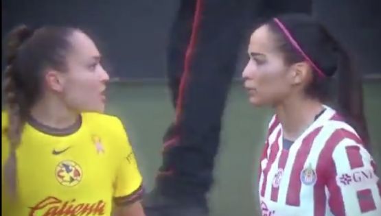 Afición del Club América Femenil APLAUDE la actitud de Irene Guerrero ante las provocaciones de Carolina Jaramillo