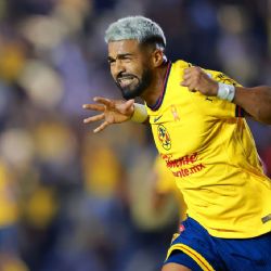 Rodrigo Aguirre le CANTA el gol del Club América a la afición de Rayados de Monterrey
