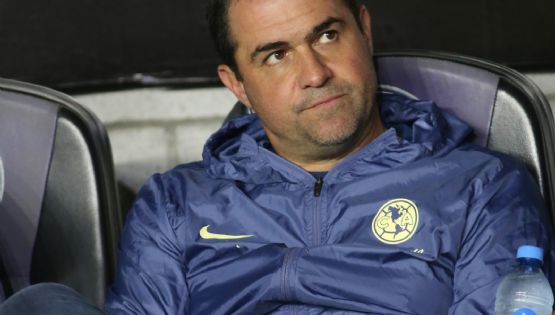 ¿Búfalo o Henry? Club América DA PISTA de quién sería titular en la vuelta vs Toluca