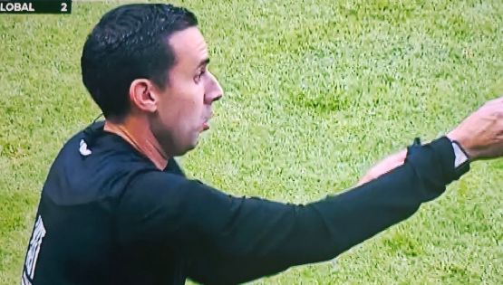 ¿Qué le AVENTÓ la afición de Toluca a Luis Ángel Malagón?