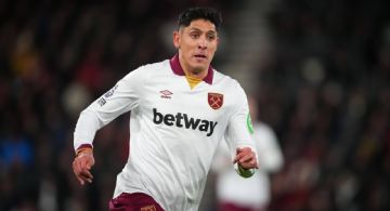 Edson Álvarez sorprende al rechazar a equipo que juega la Champions League