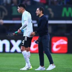 Jaime Lozano APLAUDE EL CRECIMIENTO de Edson Álvarez y lo pone COMO EJEMPLO