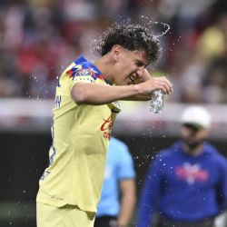 Igor Lichnovsky SE BURLA de Chivas gracias a la Kings League