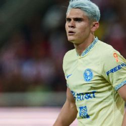 Señalan a Israel Reyes por descubrir SU PASADO ROJIBLANCO en Redes Sociales