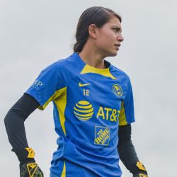 EXIGEN a la Liga MX Femenil CASTIGO para afición de Chivas por GRITO HOMOFÓBICO a Itzel Velasco