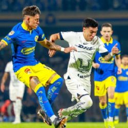Afición del Club América HUMILLA a Leo Suárez por la eliminación de Pumas
