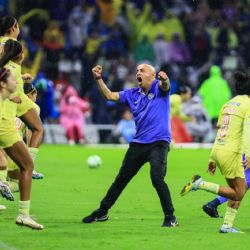 Ángel Villacampa motivado tras la VICTORIA del Club América Femenil en la FINAL DE IDA del Clausura 2024 frente a Rayadas