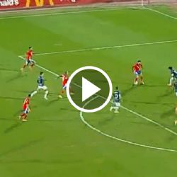 Video: Diego Valdés se luce con ASISTENCIA PERFECTA en el Chile vs Paraguay