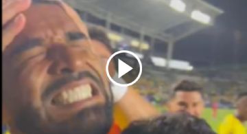 El emotivo festejo de todos los jugadores con Rodrigo Aguirre por su gol vs St. Louis City