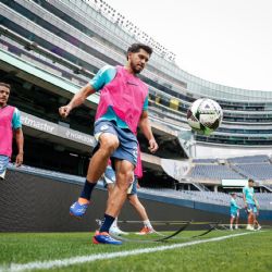 Club América PIDE AYUDA a su afición y ofrece ENTRAR GRATIS a su entrenamiento a cambio