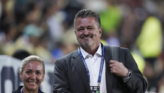 ¡Chivas y Cruz Azul lloran! Carlos Hermosillo SE RINDE ante la GRANDEZA del Club América