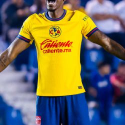 El nuevo REFUERZO del Club América que podría PERDER la TITULARIDAD