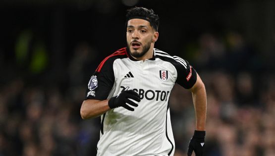 Prensa de Inglaterra SE RINDE ante el resurgimiento de Raúl Jiménez con el Fulham