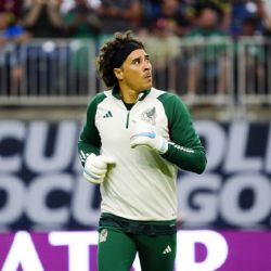 El SUELDAZO que tendrá Guillermo Ochoa con el AVS de Portugal