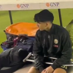 ASÍ QUEDÓ Kevin Álvarez tras ser HERIDO por la afición de Chivas tras el partido contra el Club América