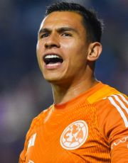 Foto descriptiva de: Un OBJETIVO CLAVE para América vs Santos Laguna: los momios de la meta invicta
