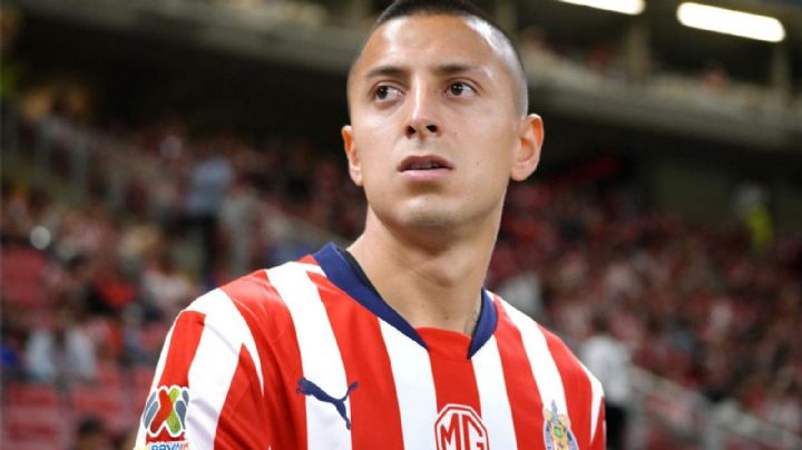 Piojo Alvarado está muy molesto con Chivas y buscaría fichar con el Club América