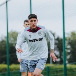 Edson Álvarez sorprende con NUEVO DORSAL en el West Ham y es una gran pista sobre su futuro