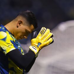 Portero que juega en Europa quiere quitarle la titularidad a Malagón en la Selección Nacional