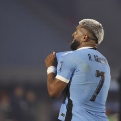 Rodrigo Aguirre provoca TROLLEADA de la Selección Uruguaya a un aficionado