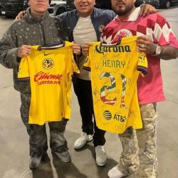 El famoso cantante Junior H sorprende demostrando su FANATISMO por el Club América