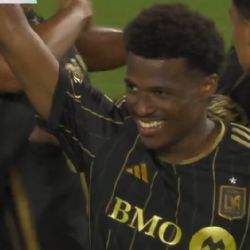 Javairo Dilrosun anota GOLAZO que podria ALEJARLO del Club América para quedarse en LAFC