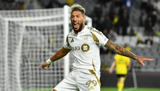 ¡Le levantaron falsos! Denis Bouanga RESPONDE a los rumores de haber pedido 7 millones al América