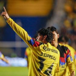 En medio de la tormenta, Club América consiguió una victoria amarga ante Querétaro para la afición