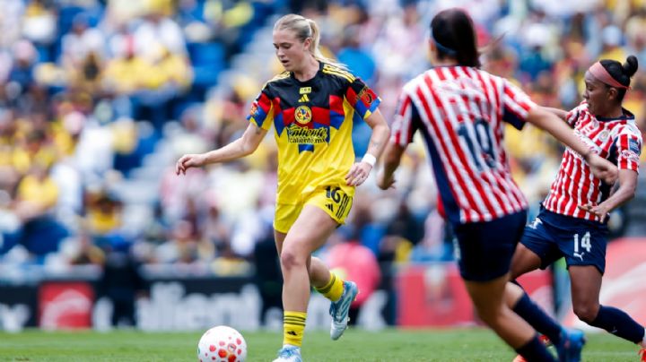 Tras ganarles el Clásico Nacional ahora Chivas Femenil acecha al América en la tabla general
