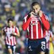 Culpan al Club América por la lesión que sufrió Roberto Alvarado en el Clásico Nacional